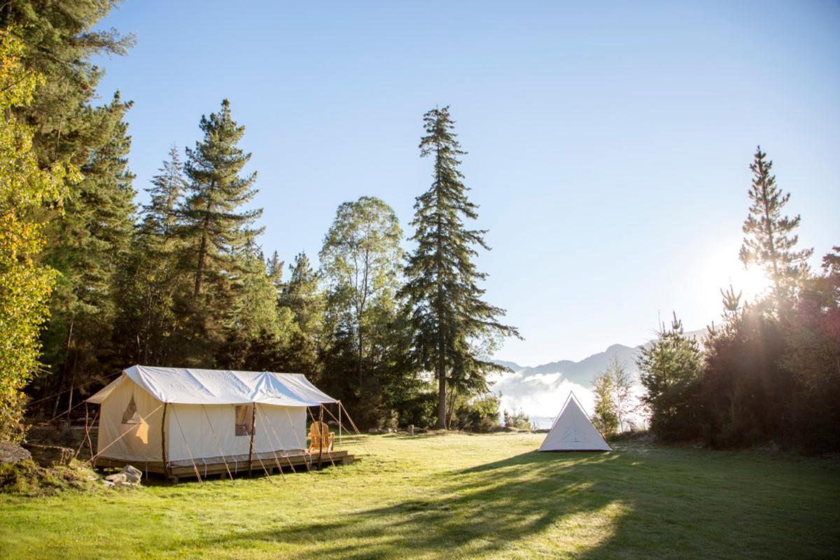 The Camp - Lake Hawea Εξωτερικό φωτογραφία